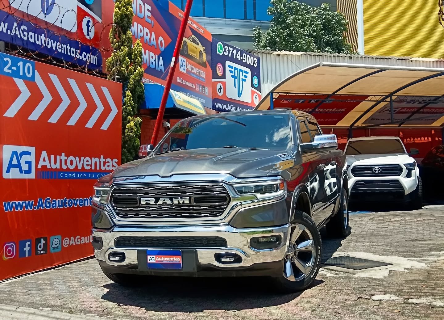 RAM 1500 LIMITED 4X4 DE AGENCIA M.2019