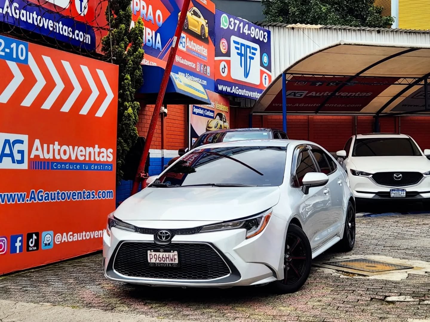 TOYOTA COROLLA LE M.2021