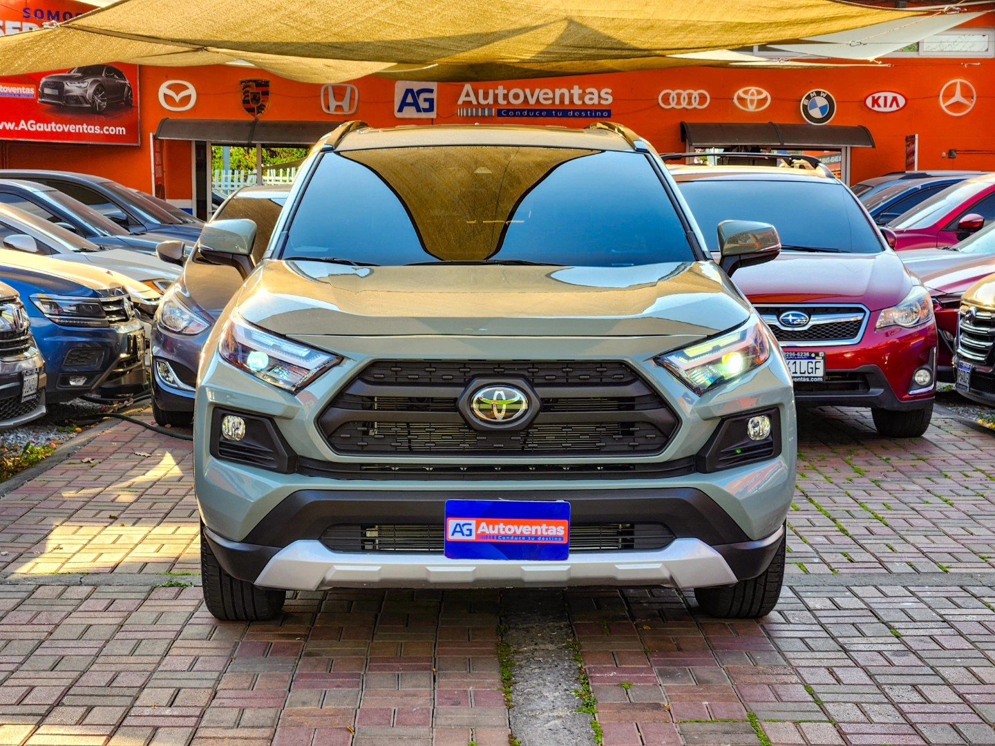 TOYOTA RAV4 XLE FWD M.2022