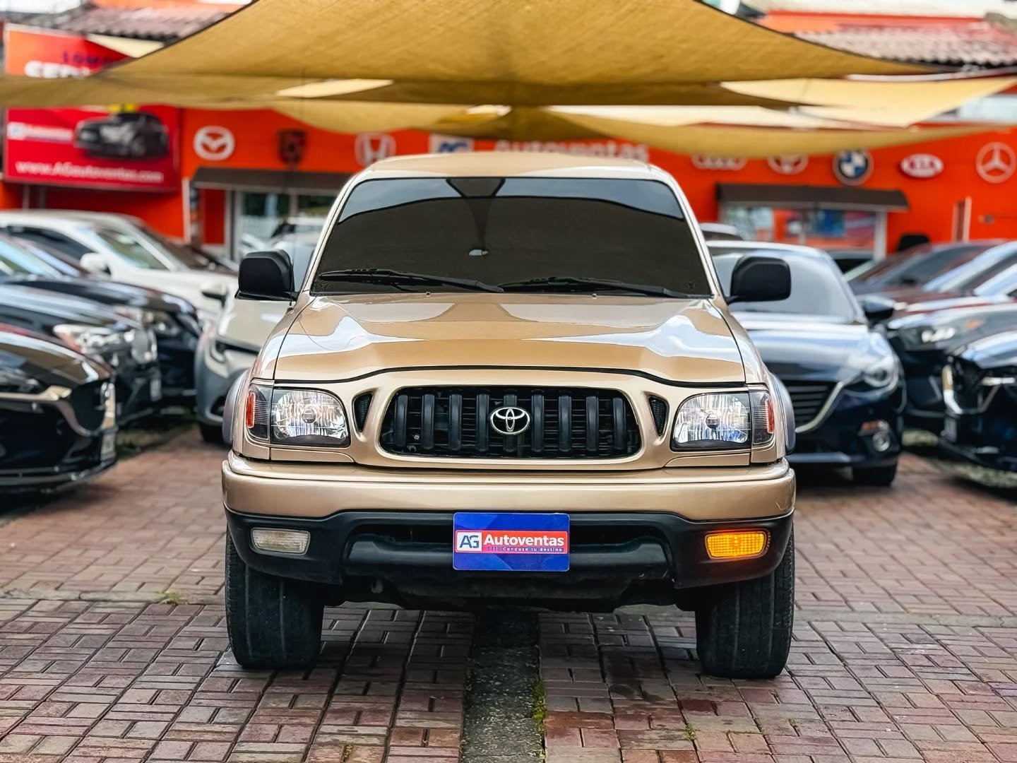 TOYOTA TACOMA M.2004