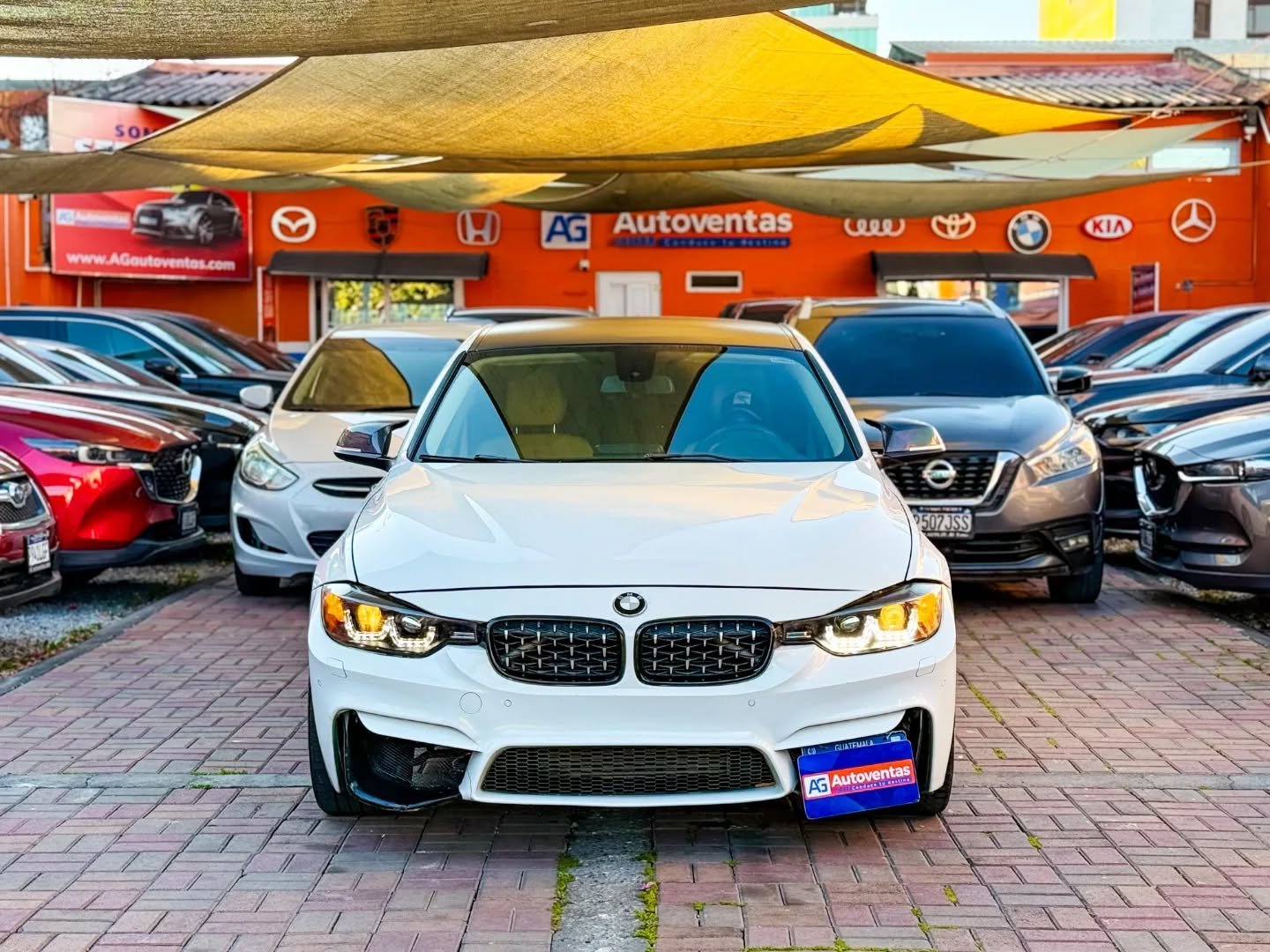 BMW 320i XDRIVE M.2015