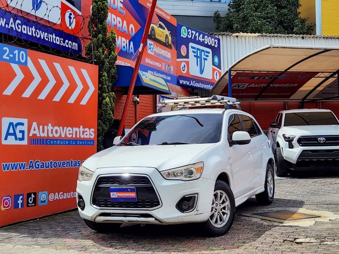 MITSUBISHI OUTLANDER SPORT M.2012