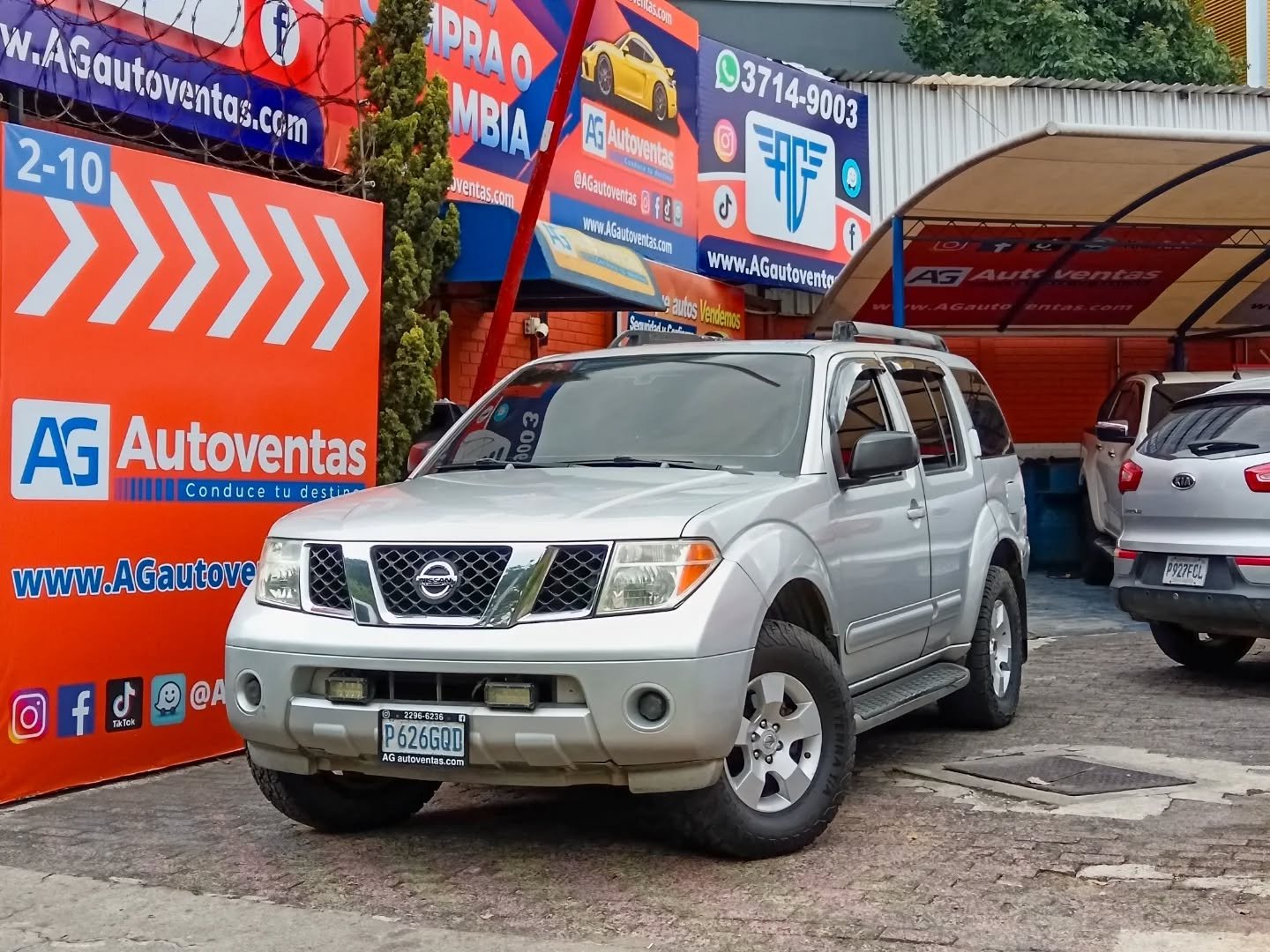 NISSAN PATHFINDER LE 4WD M.2006