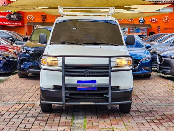 SUZUKI PANEL APV DE AGENCIA M.2014