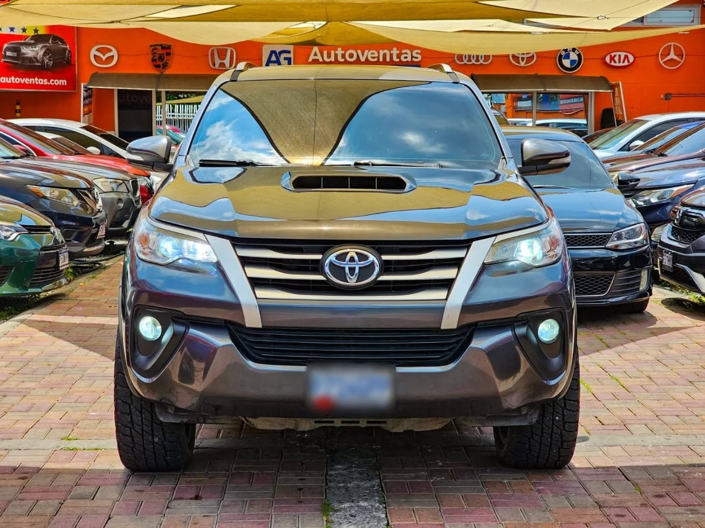 TOYOTA FORTUNER SRV MECÁNICA DE AGENCIA M.2018