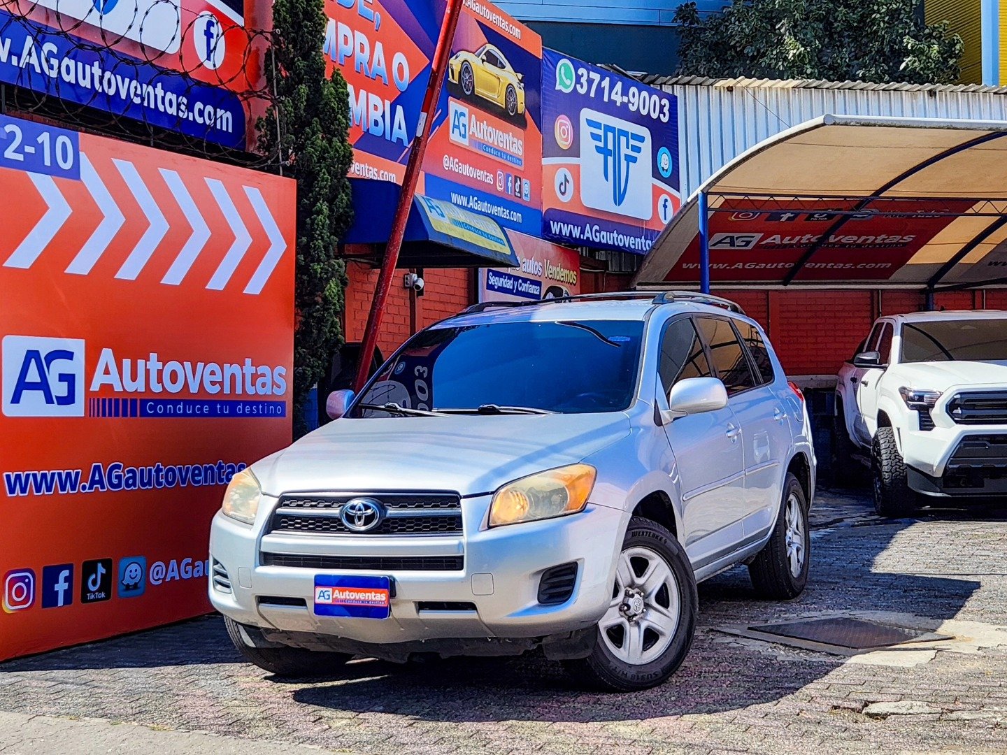 TOYOTA RAV4 4WD M.2010