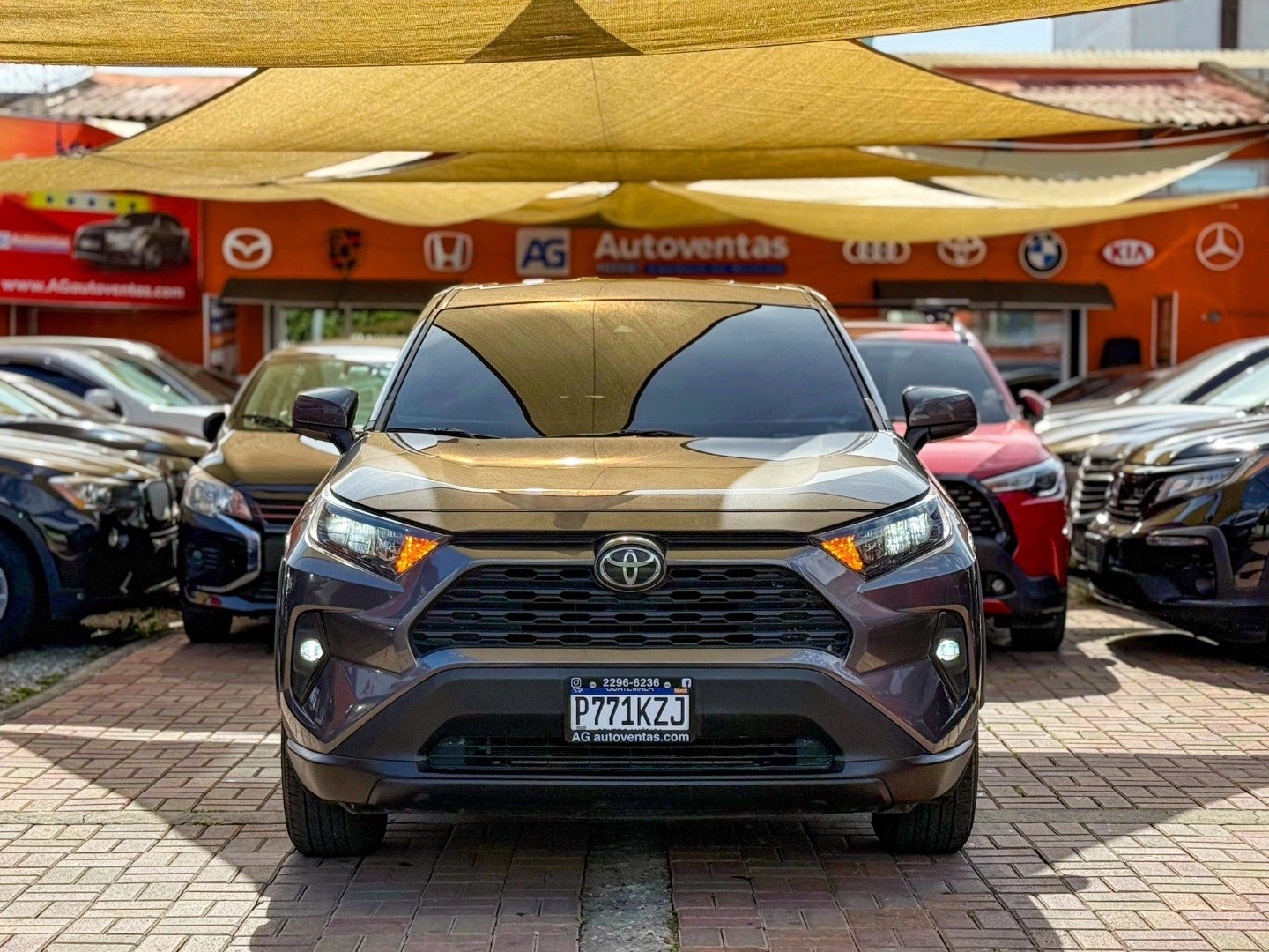 TOYOTA RAV4 LE M.2022