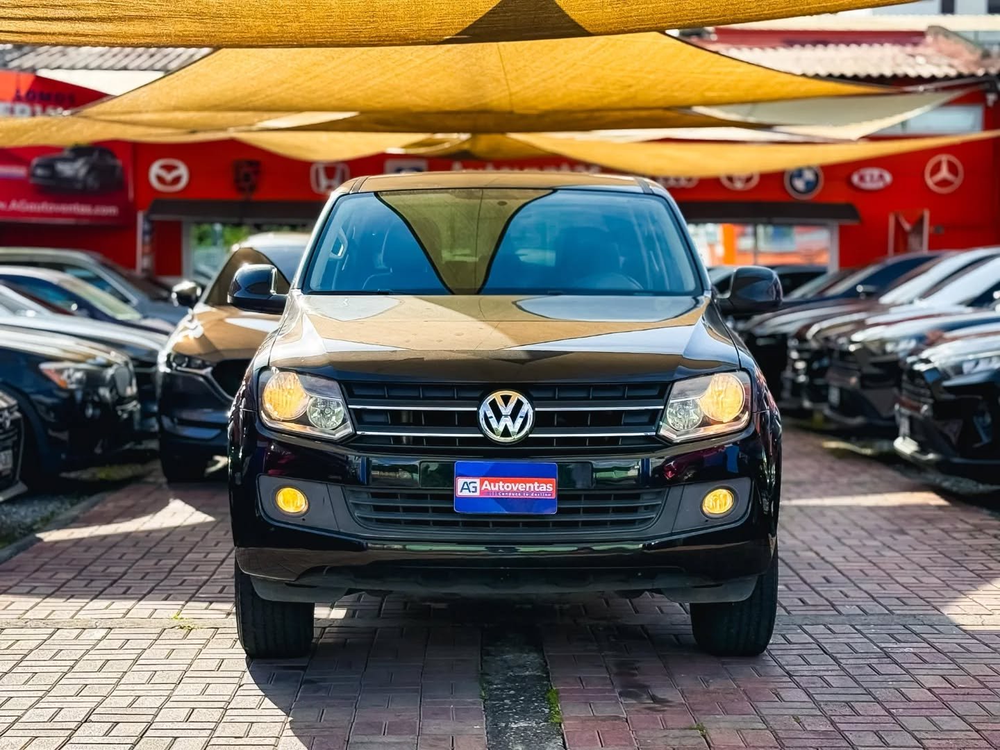 VOLKSWAGEN AMAROK 4MOTION MECÁNICO DE AGENCIA M.2017