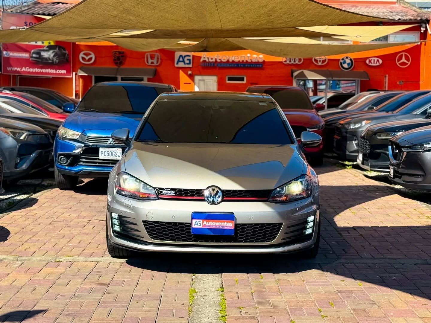VOLKSWAGEN GOLF GTI TURBO MK7 DE AGENCIA M.2017